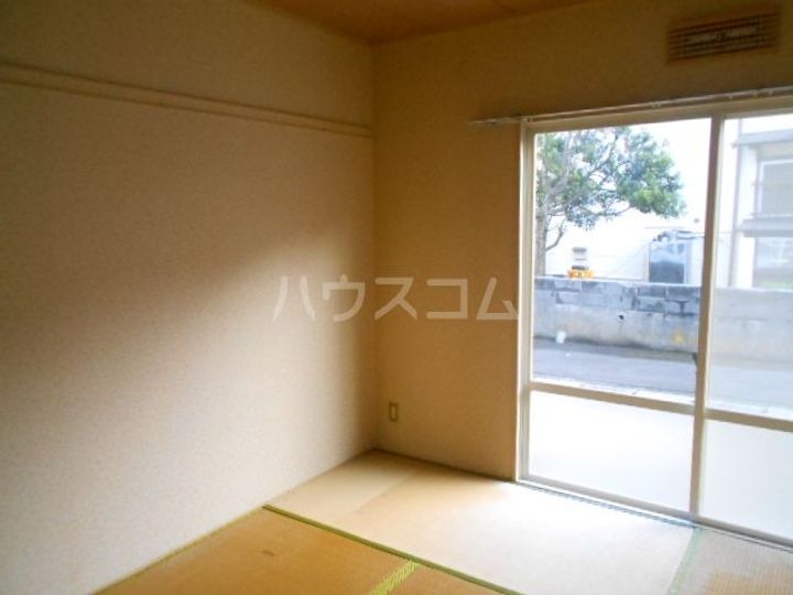 ユーアイランドハイツの居間
