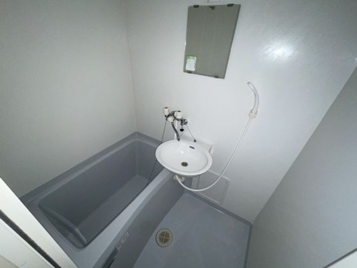 レオパレスアミティエの風呂