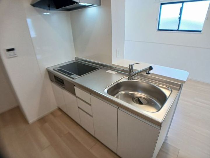 岐阜県岐阜市南鶉1(アパート)の賃貸物件のキッチン