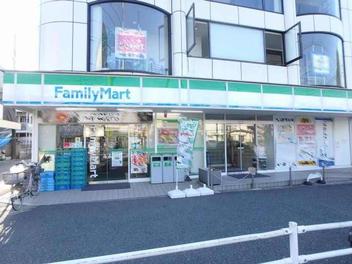 ガーデンコート仲宿IIIの周辺