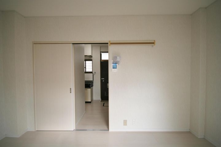 プレシオ鍋島の居間
