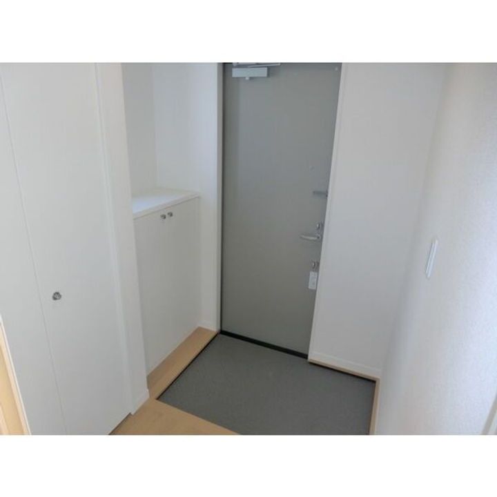 栃木県宇都宮市江曽島2(一戸建)の賃貸物件の玄関