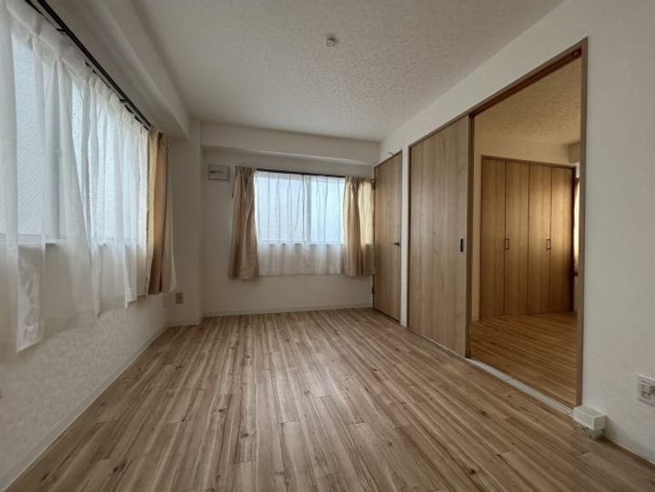 広島県広島市南区仁保新町2(マンション)の賃貸物件の居間