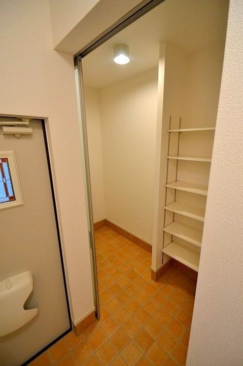 カーサ エンの玄関