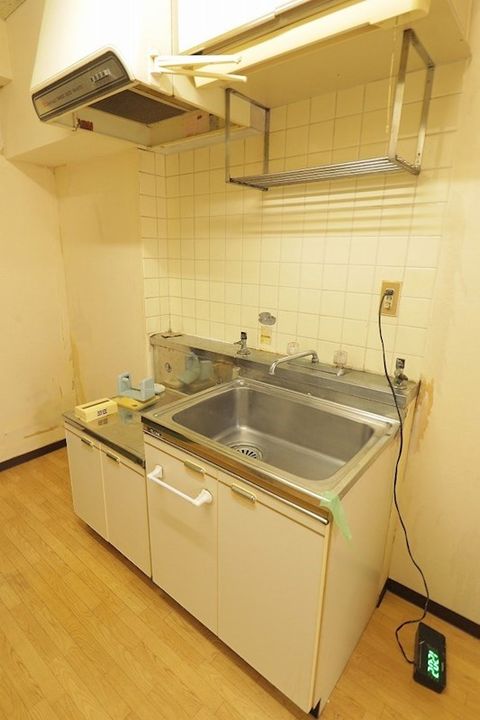 千葉県浦安市堀江5(マンション)の賃貸物件のキッチン