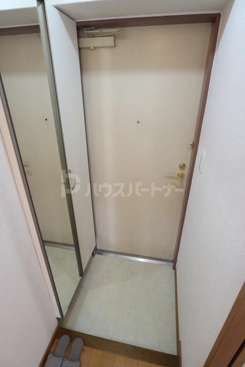 サムソンコートの玄関