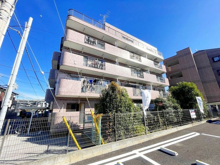 サムソンコートの外観