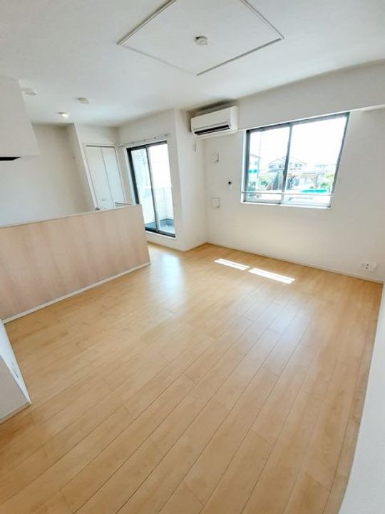 グリーン・ヒルズ Gの居間