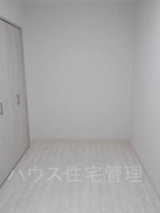 大阪府高槻市富田町5(マンション)の賃貸物件の居間