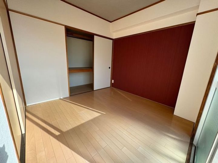 レーベンカワムラの内装