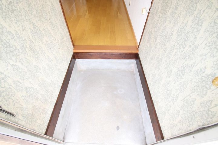 原田コーポBの玄関
