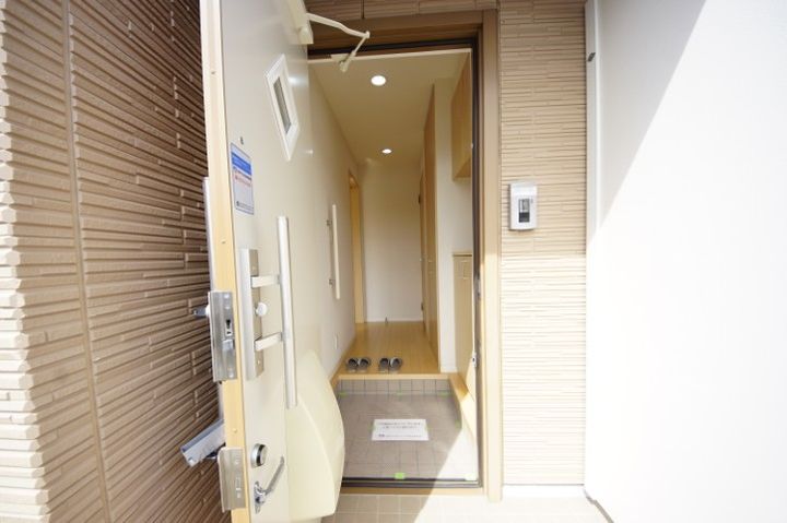 ShaMaison ビューテラスA103の玄関