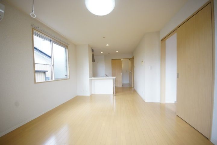 ShaMaison ビューテラスA103の居間