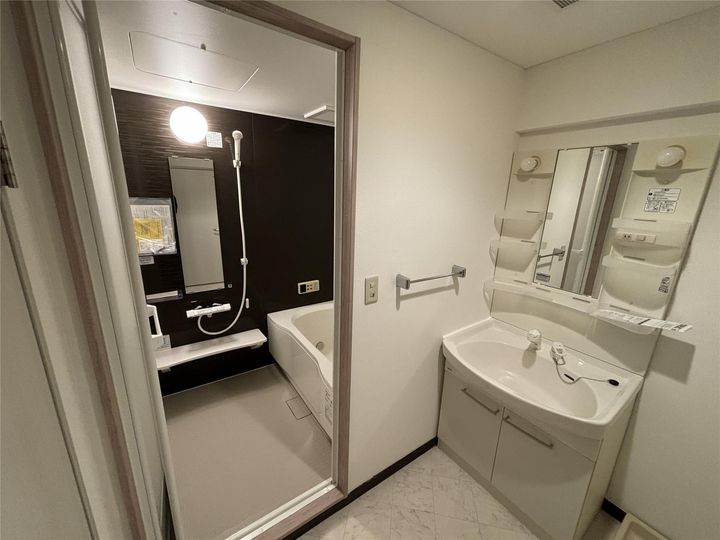 マンション桜の内装