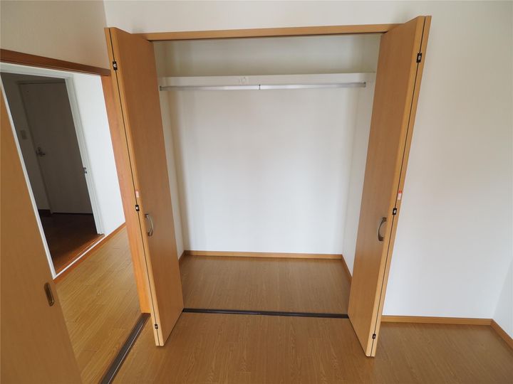 マンション桜の内装