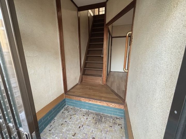 大阪府門真市下島町(一戸建)の賃貸物件の玄関