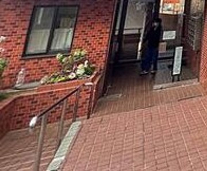 神奈川県横浜市旭区白根4(マンション)の賃貸物件の地図