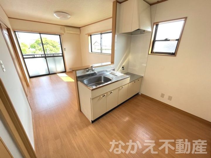 徳島県阿南市羽ノ浦町中庄梶島(アパート)の賃貸物件の居間