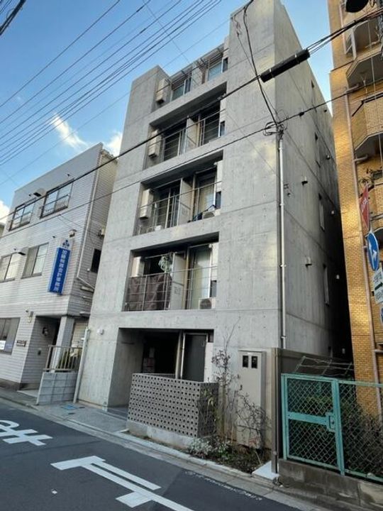 埼玉県さいたま市浦和区常盤9(マンション)の賃貸物件の外観
