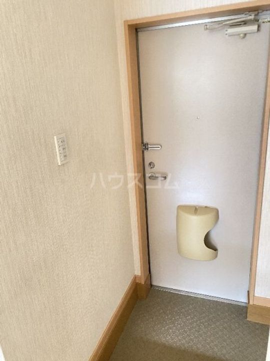 ハイグレードコーポの玄関