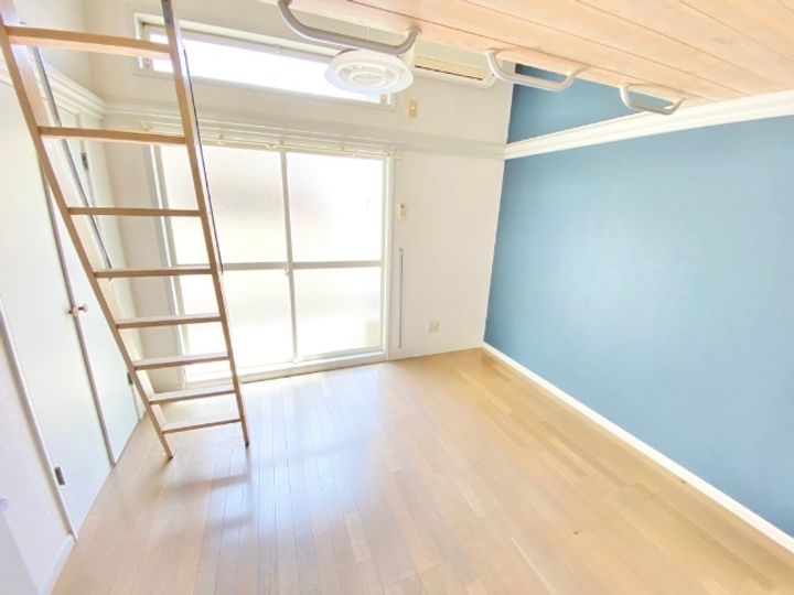 アーデン久我山の居間