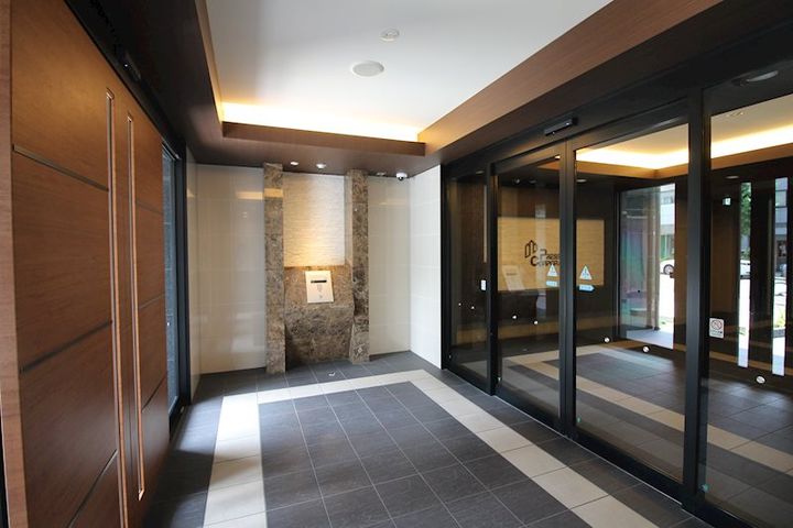 プレサンス栄ライズの地図