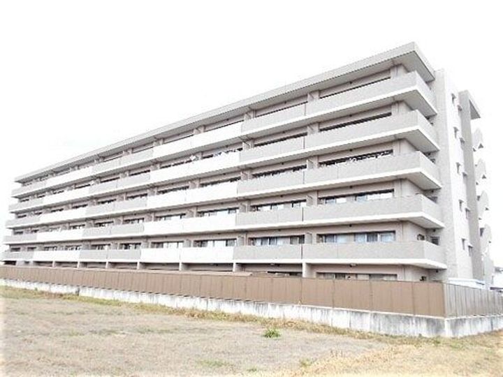 アルファスマート米原北の外観