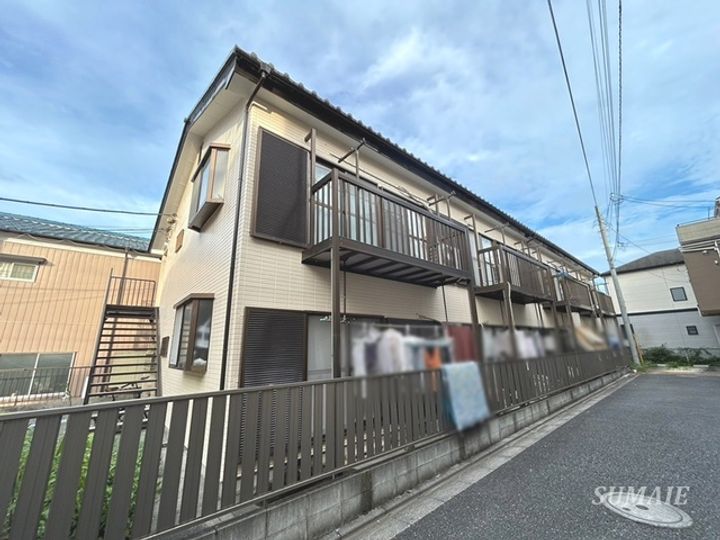 コーポ三角の外観