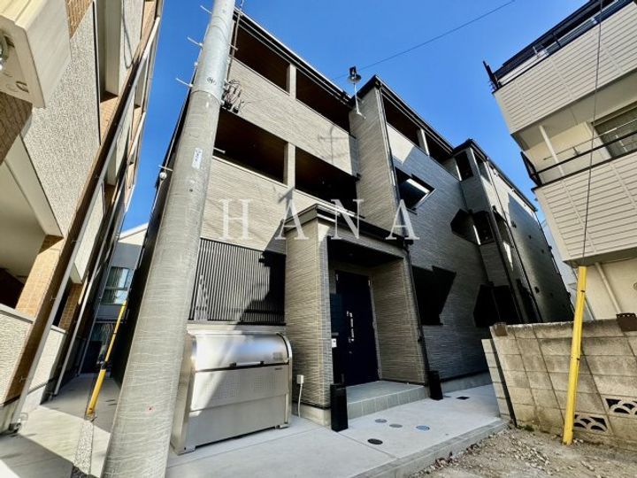 クラウンパレスの外観