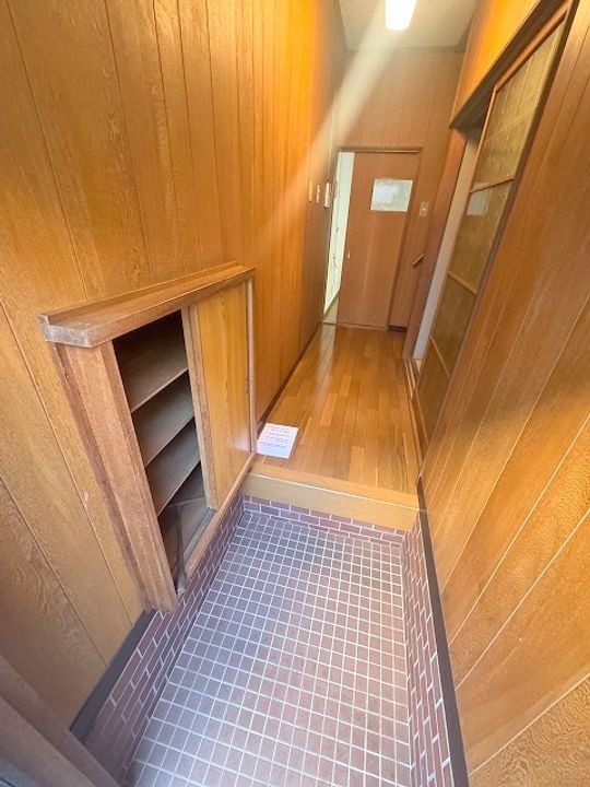 大阪府東大阪市岩田町3(一戸建)の賃貸物件の玄関