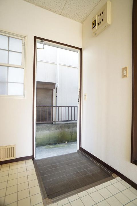 パナハイツ いずみの玄関