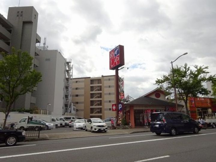 ラ・レジダンスド江坂の周辺