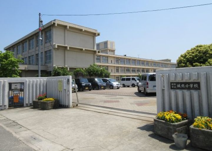 コーポ有本の周辺