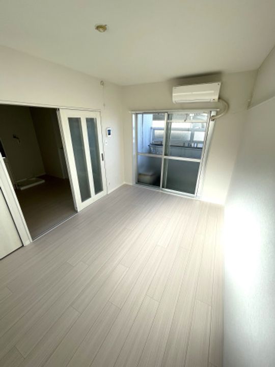 コーポサニーの居間