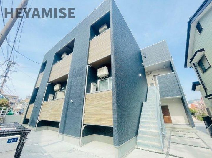 modern palazzo 住吉レジサムの外観