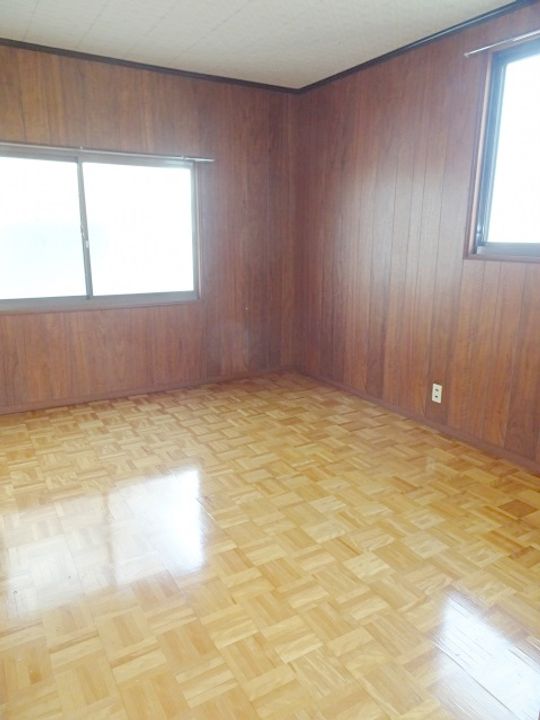 広島県安芸郡府中町宮の町4(一戸建)の賃貸物件の居間