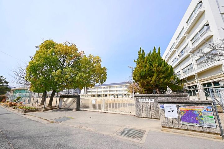 広島県安芸郡府中町宮の町4(一戸建)の賃貸物件の周辺