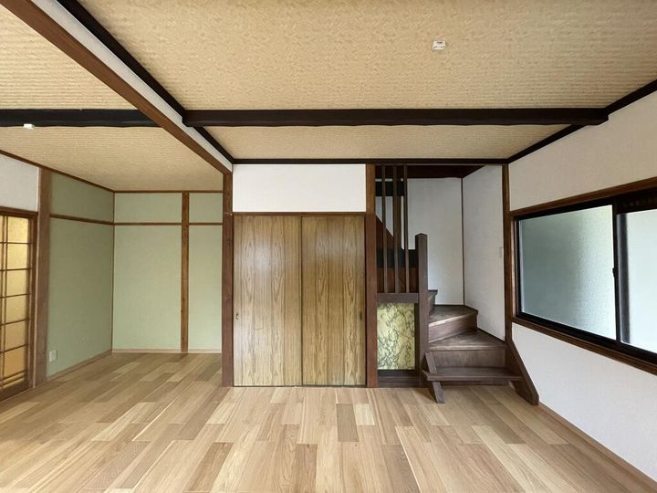 京都府京都市左京区岩倉木野町(一戸建)の賃貸物件の居間