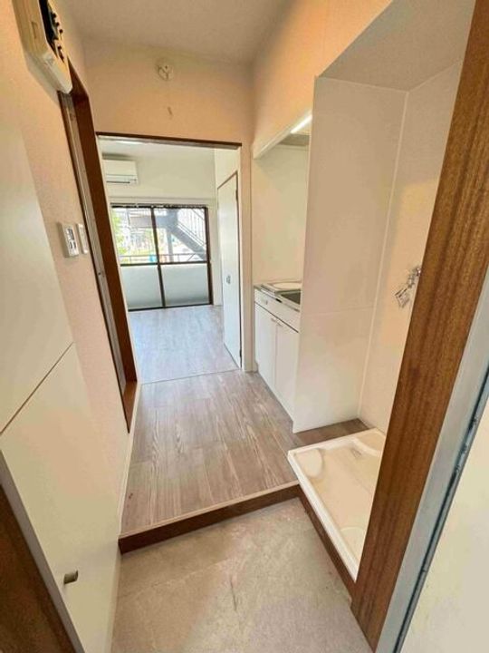 リベラルハイツの玄関