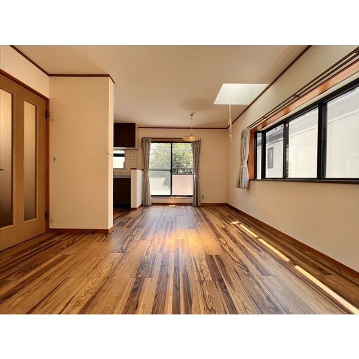 東京都西東京市保谷町6(一戸建)の賃貸物件の居間