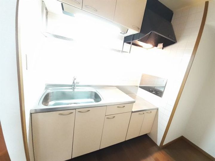 茨城県牛久市柏田町(マンション)の賃貸物件のキッチン