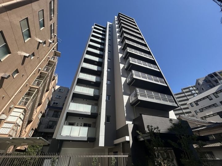 アウラ立川曙町の外観