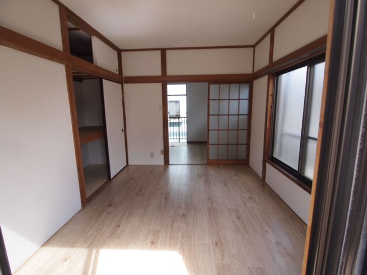 松栄ハイツの居間