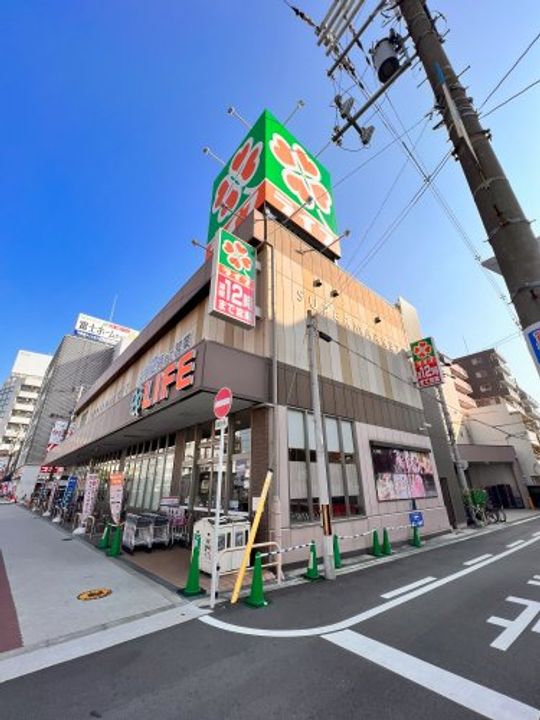 アドバンテージ21の周辺
