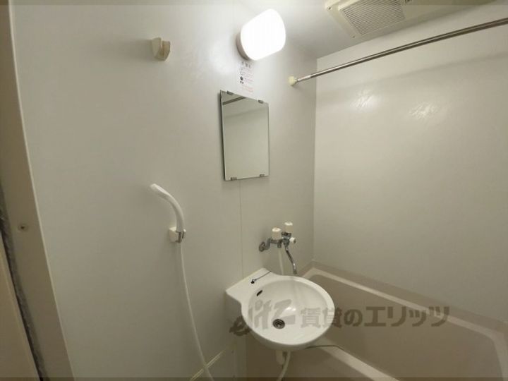 レオパレスアビデ松原町の内装