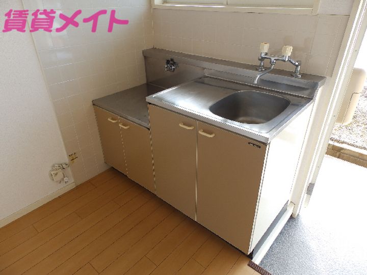 前田ハイツA棟のキッチン
