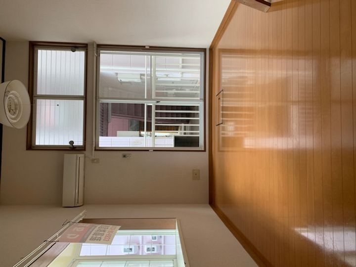 パークアベニュー支倉Bの居間