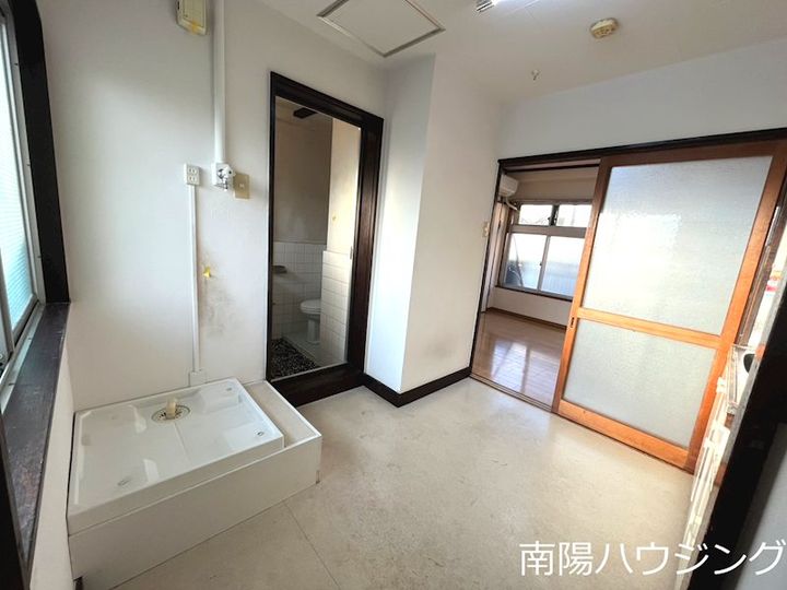 グロリア仙川の居間