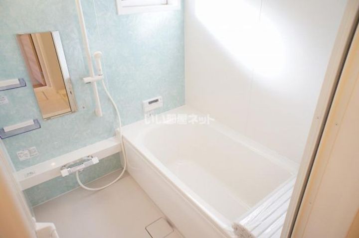 茨城県筑西市伊佐山(アパート)の賃貸物件の風呂