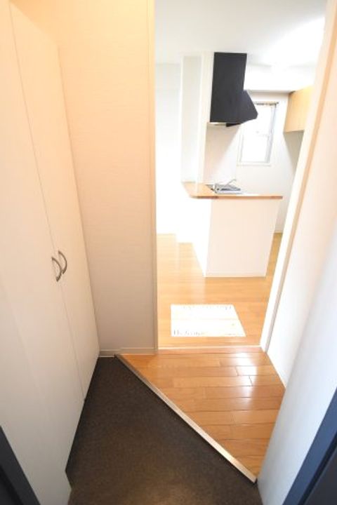 モンテローザ北斗町の玄関